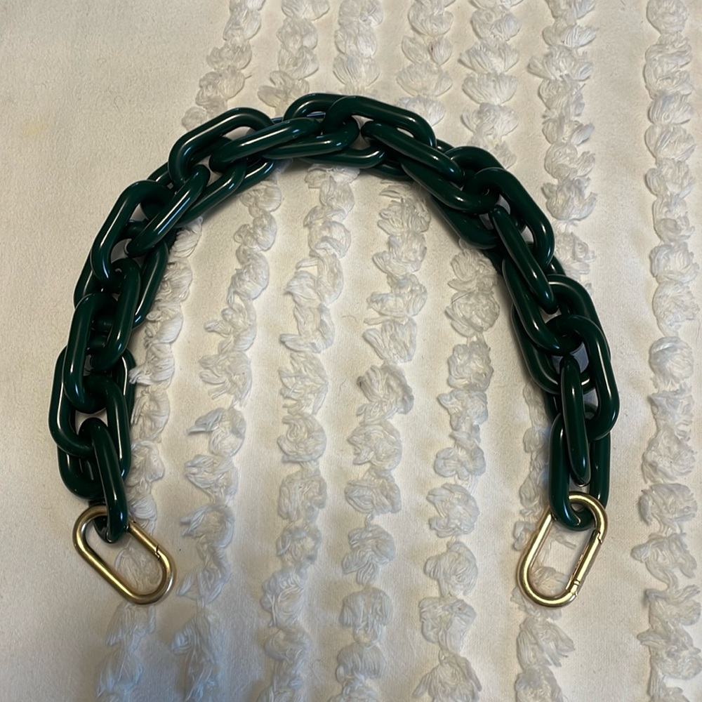Resin evergreen Clare v bag strap- new